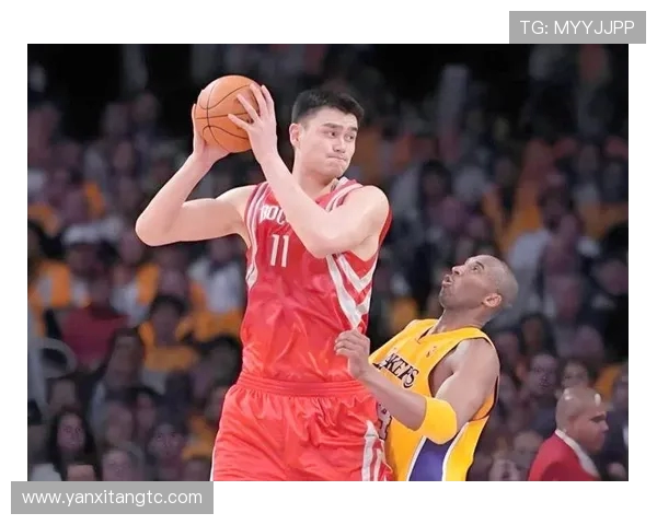 姚明在NBA的巅峰对决与美国中锋的较量与传奇故事